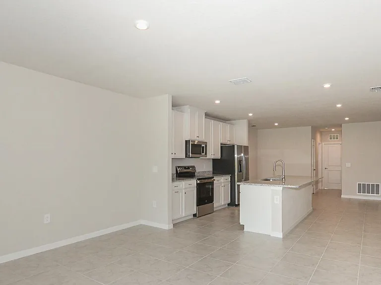 9611 SW Libertas Way — Photo 4