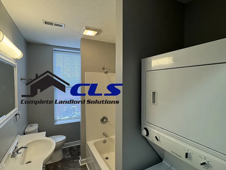Myers Building Apartments - A — Photo 7