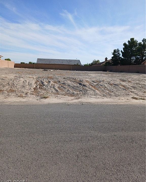 1st image of 4671 Stonebridge Ct