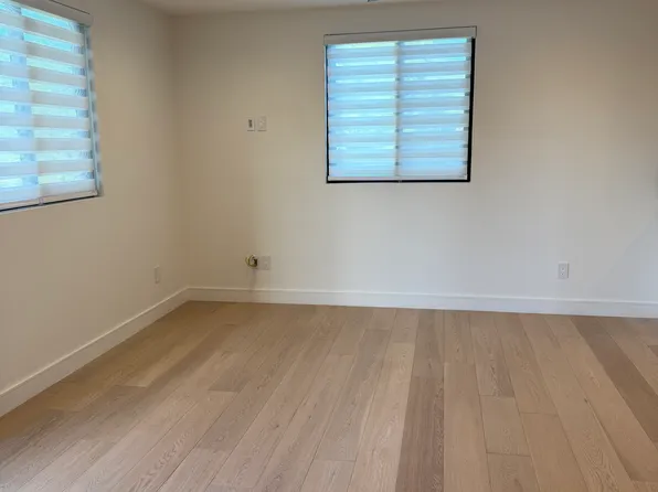 6701 Quakertown Ave, Winnetka, CA 91306