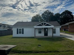 311 Cedar St NW, Hartselle, AL 35640