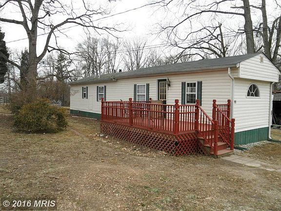 4th image of 711 Cedar Ln