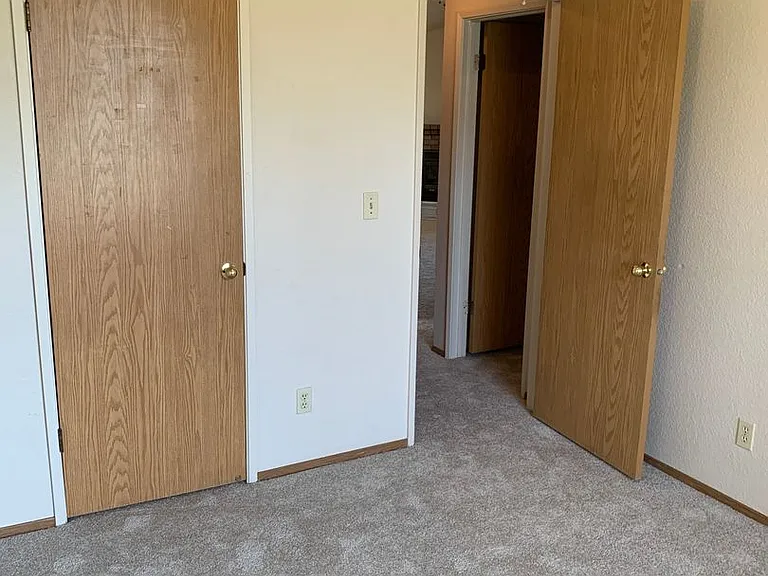 321 Thomsen Rd — Photo 13