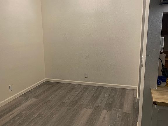5th image of 7254 Florin Mall Dr