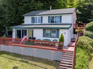 710 S Shore Rd, Gloversville, NY 12134