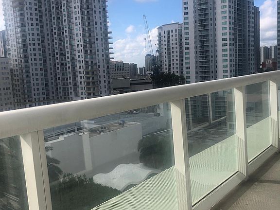 5th image of 50 Biscayne Blvd #1615