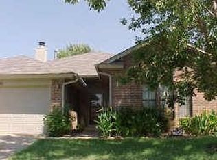 16920 Applewood Dr, Edmond, OK 73012