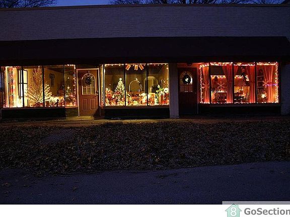 5th image of 2501 Iowa St