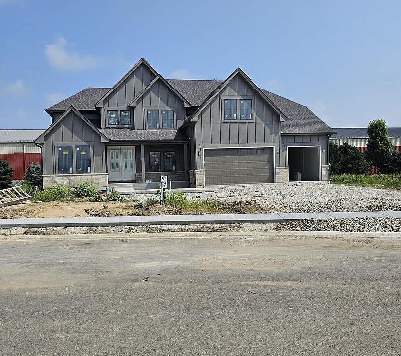 1st image of 25152 W Stallion Ct