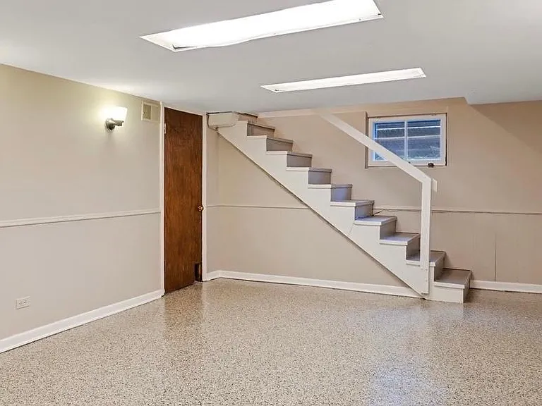 1034 Chestnut St — Photo 27