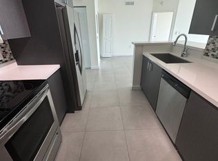 730 NW 2nd St #1120, Miami, FL 33128