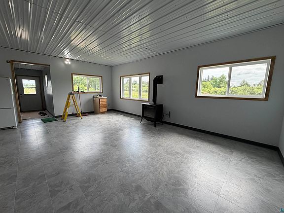5th image of 5347 Robinson Rd