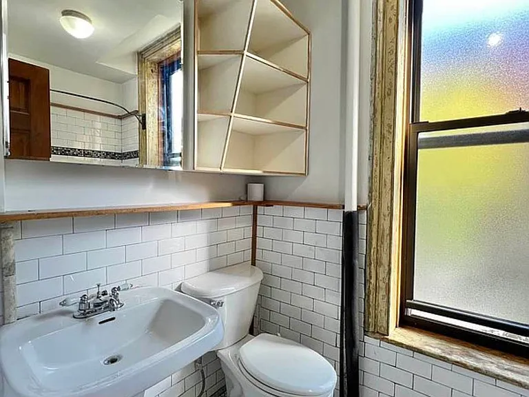 101 Jefferson Ave #2 — Photo 17