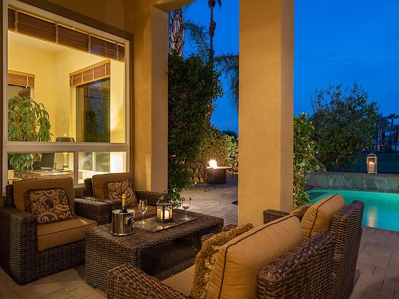 Great entertaining area