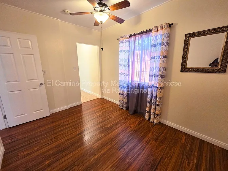 8446 California Ave #B — Photo 11