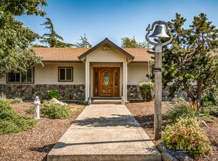 195 Staples Ln, Ashland, OR 97520