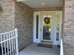 2 Wilshire Ter, Kinnelon, NJ 07405