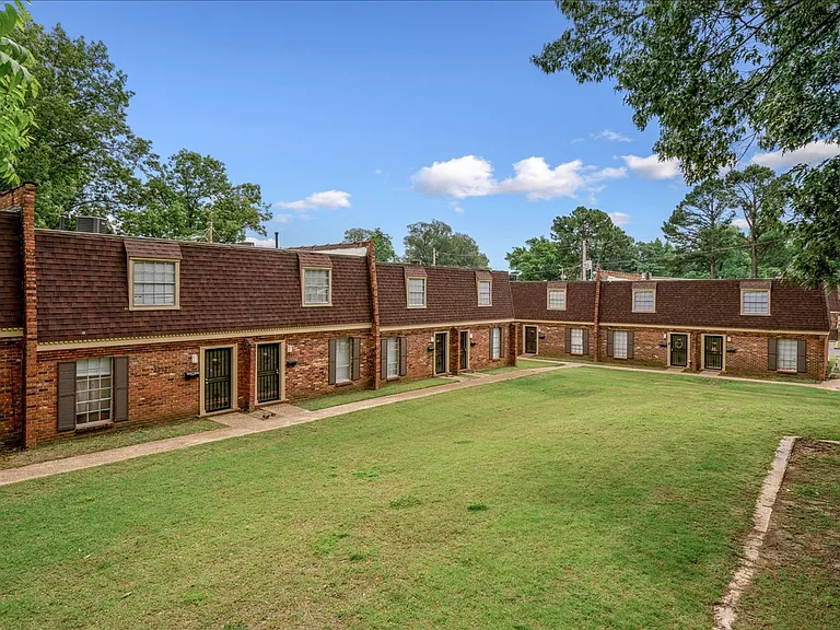 Chambliss Village Townhomes — Photo 34