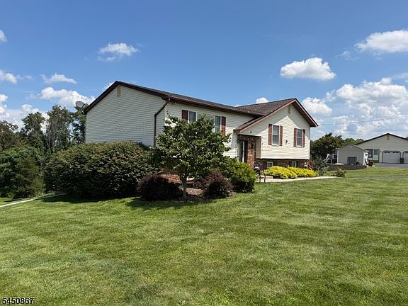 3rd image of 162 Polkville Rd