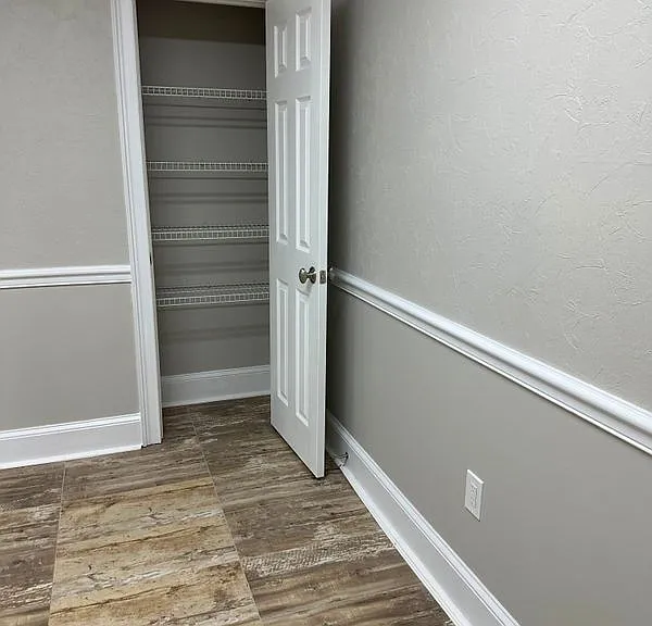 112 Barrington Dr #2 — Photo 10