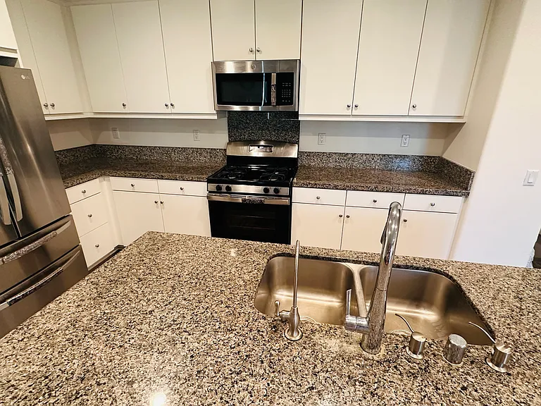 Kitchen sink area