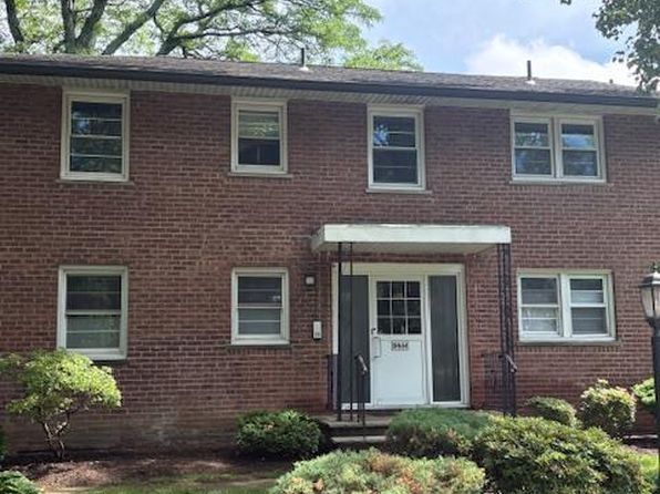 23-16 Howard Ave APT D