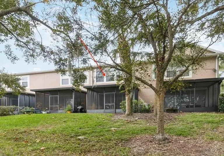 2451 Stockton Dr — Photo 4