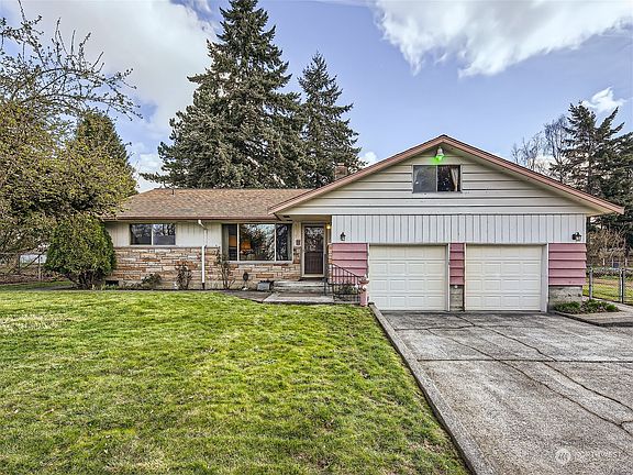 2nd image of 2607 94th Avenue E