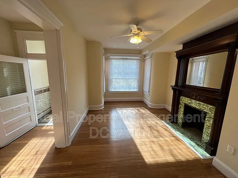 32 Quincy Pl NE #NE — Photo 6
