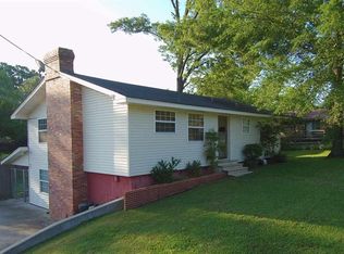 105 N Gannaway St, Warren, AR 71671