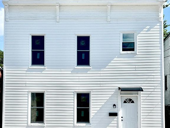 2nd image of 449 Columbia St