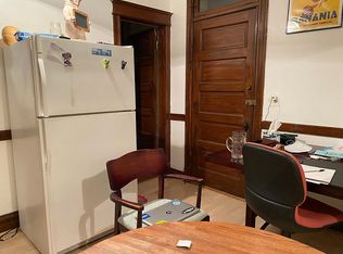 1646 W Byron St APT 1B, Chicago, IL 60613