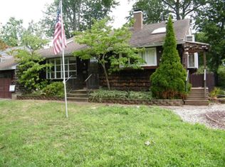 30 Raven Dr, Colonia, NJ 07067