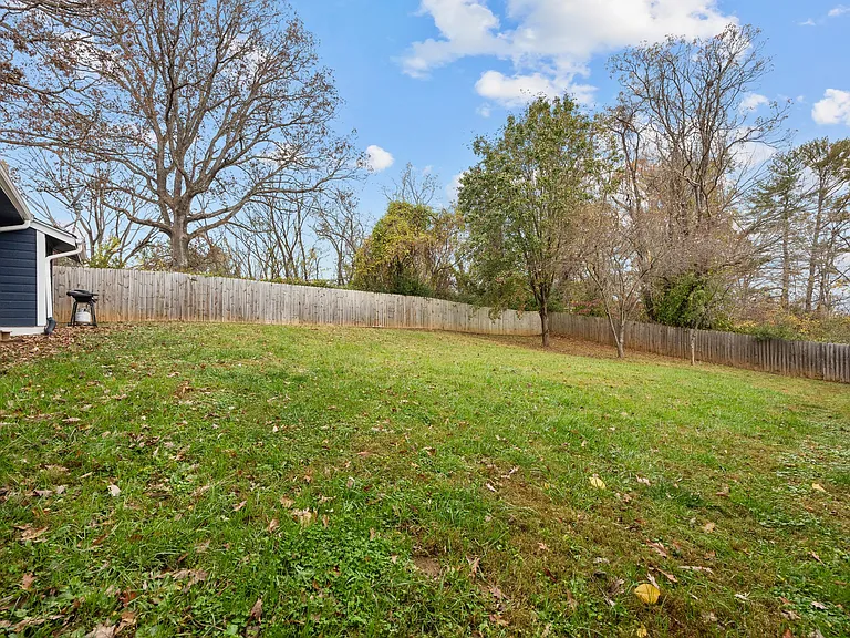436 Fairview Rd — Photo 33