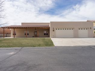 6029 Bayhill Dr, Farmington, NM 87402