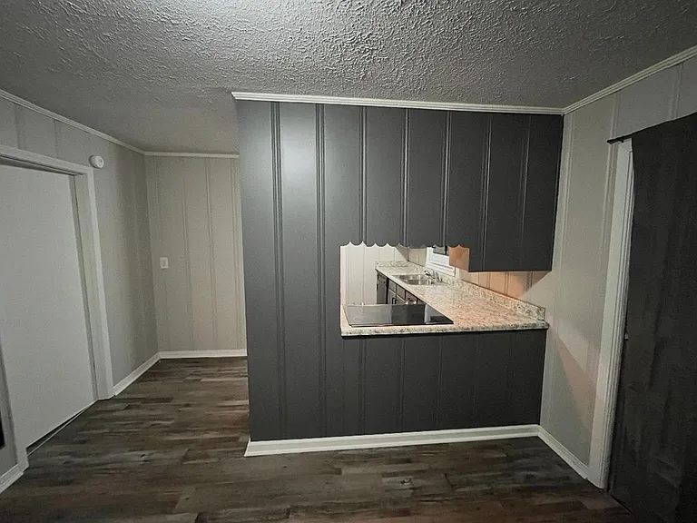 407 Pecan Ave — Photo 11