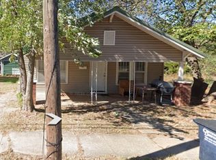 406 N Center Ave, Shawnee, OK 74801