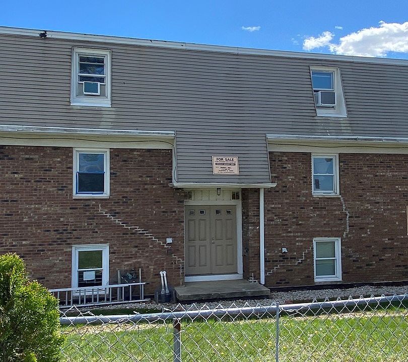 1st image of 1627 Woodbine Dr