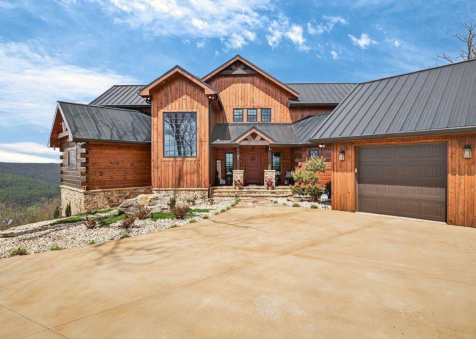 10th image of 751 Bear Knob Ln