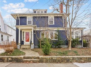11 Ruthven St, Providence, RI 02906