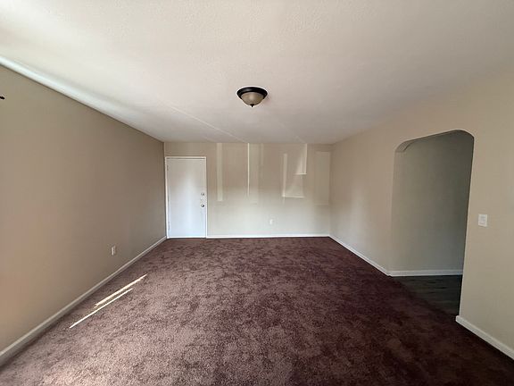 4th image of 6928 Fresno St APT A