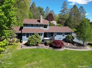 110 Stanley Dr, Glastonbury, CT 06033