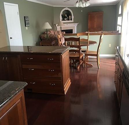 4th image of 104 Jessica Dr