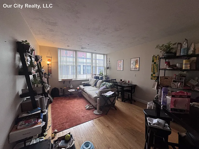 15 Pearl St #5 — Photo 13
