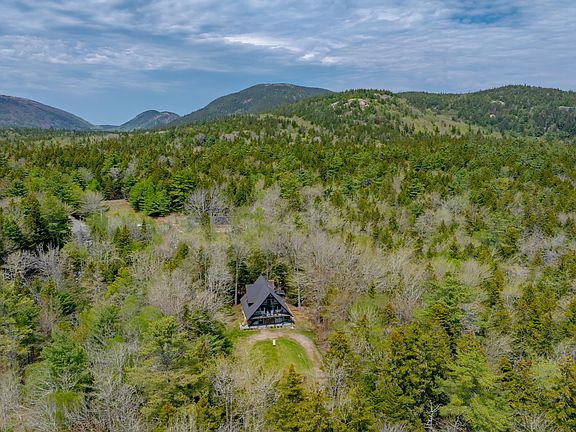 3rd image of 65 Jordan Pond Road