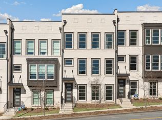 556 Ember Ln, Atlanta, GA 30318