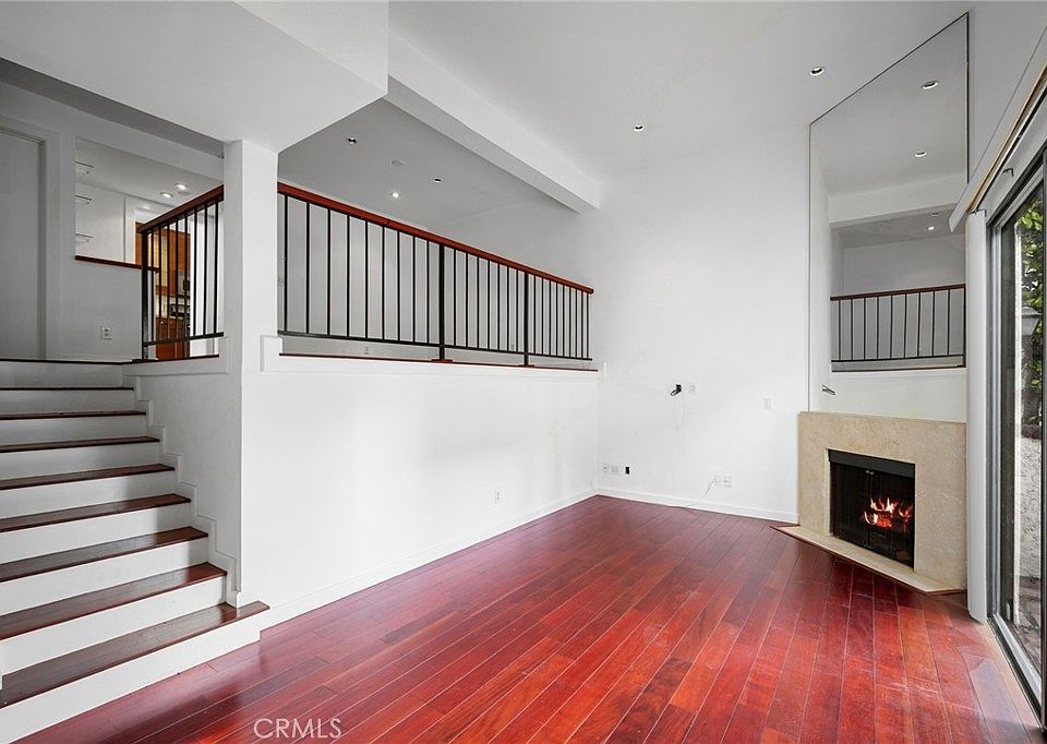 1st image of 300 N Isabel St APT 10