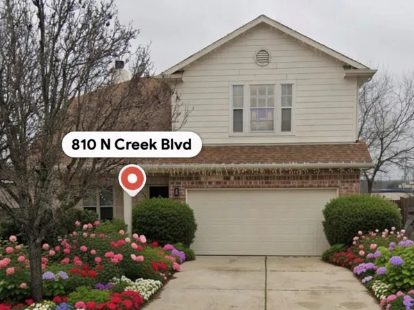 810 N Creek Blvd, Leander, TX 78641