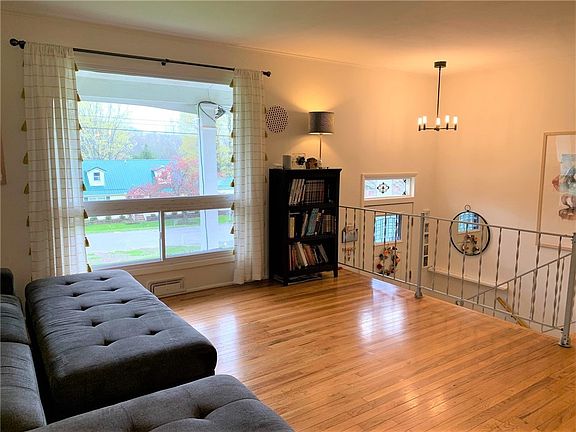 2nd image of 33 Pine Hill Dr
