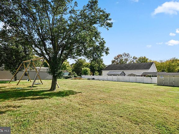 3rd image of 28273 Nanticoke Rd